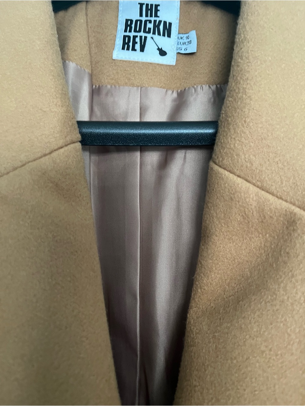 Women's Double-Breasted Camel Trench Coat - Picture 4 of 7